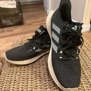 Adidas SensBOUNCE + G27364 US Size 10.5 (USED)